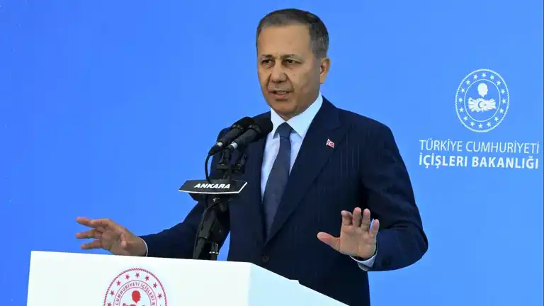 Yerlikaya: Düzensiz Göçmen Tespit Oranı Düştü